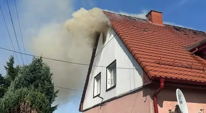 Odbudowa dachu po spaleniu.