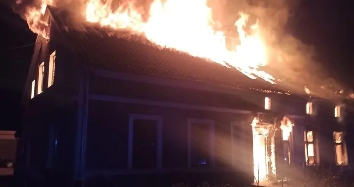 Pożar domu w miejscowości Stegny