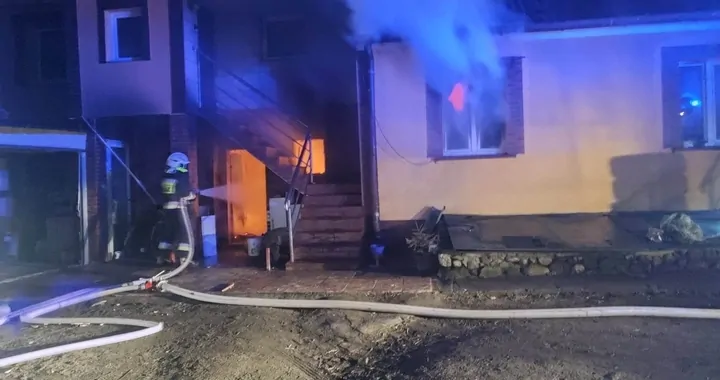 Pożar domu w Mokrym