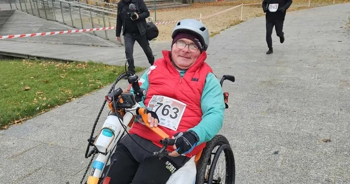 Niepełnosprawny maratończyk